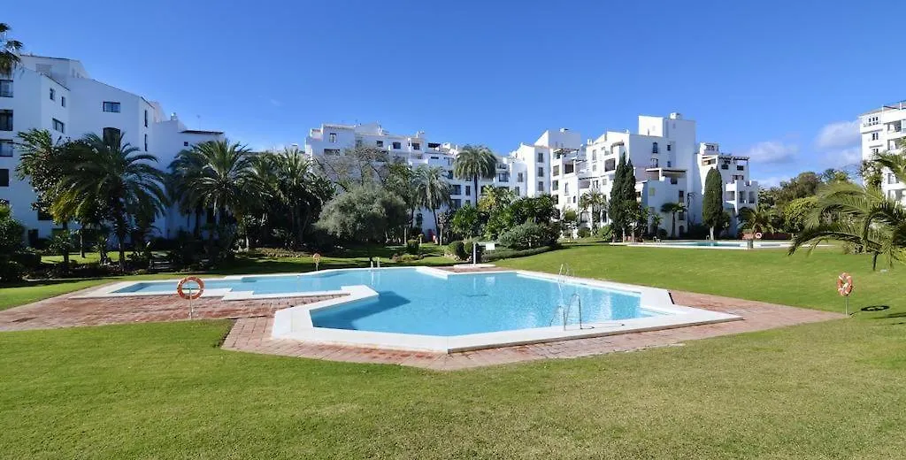 Jardines Del Puerto En Pleno Centro De Puerto Banus Apartment Marbella